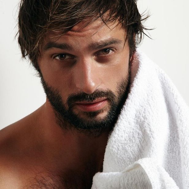 Quelle routine de soins visage pour les hommes ?