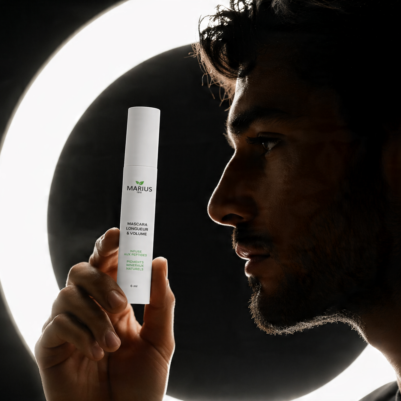 Mascara Homme Naturel Noir Intense – Longueur & Volume Modulables
